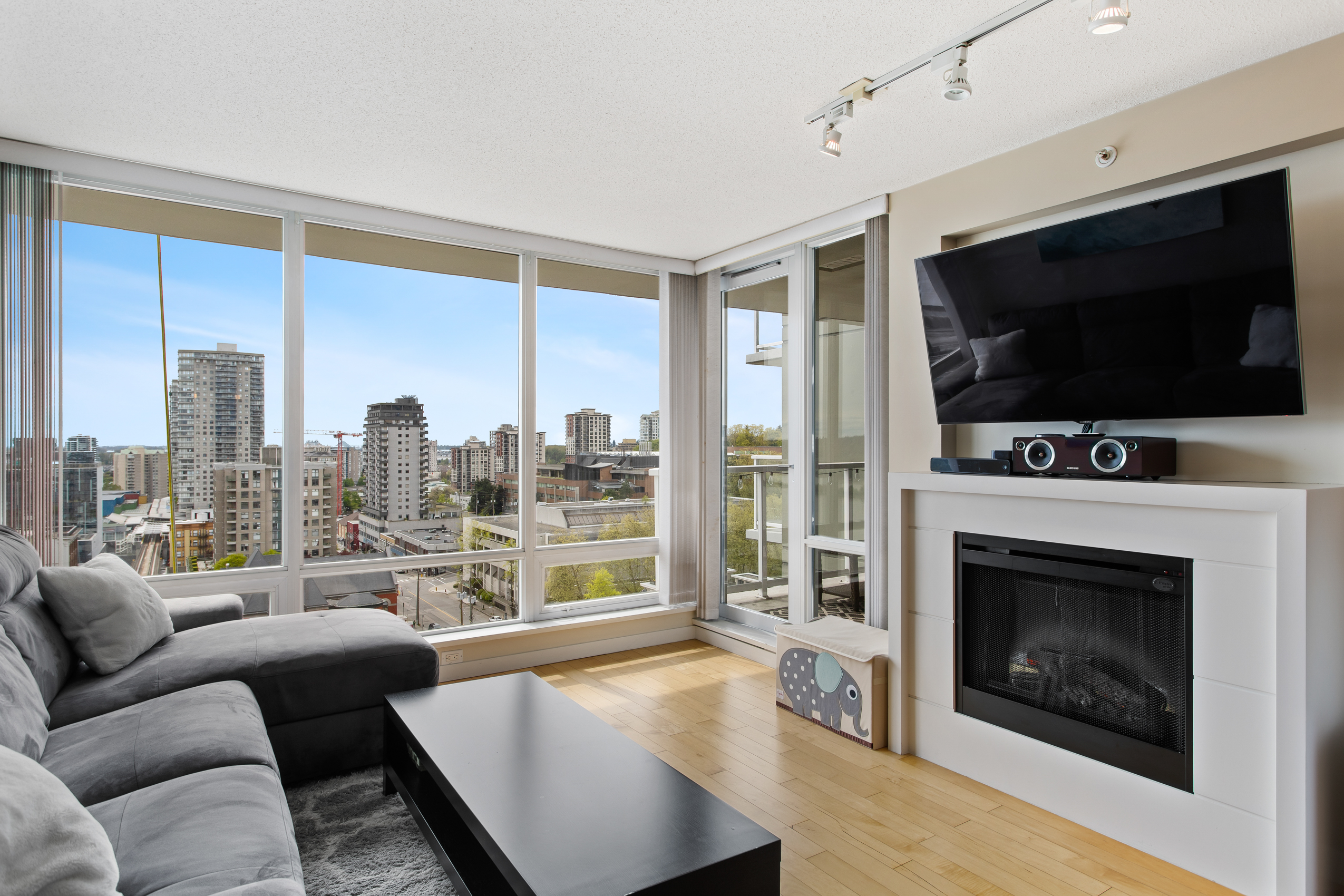 SOLD | 1506 – 39 Sixth Street, New Westminster